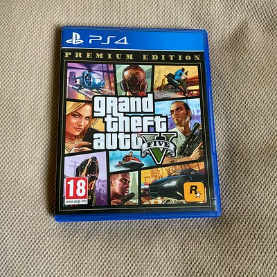 GTA V PREMIUM EDITION - PS4