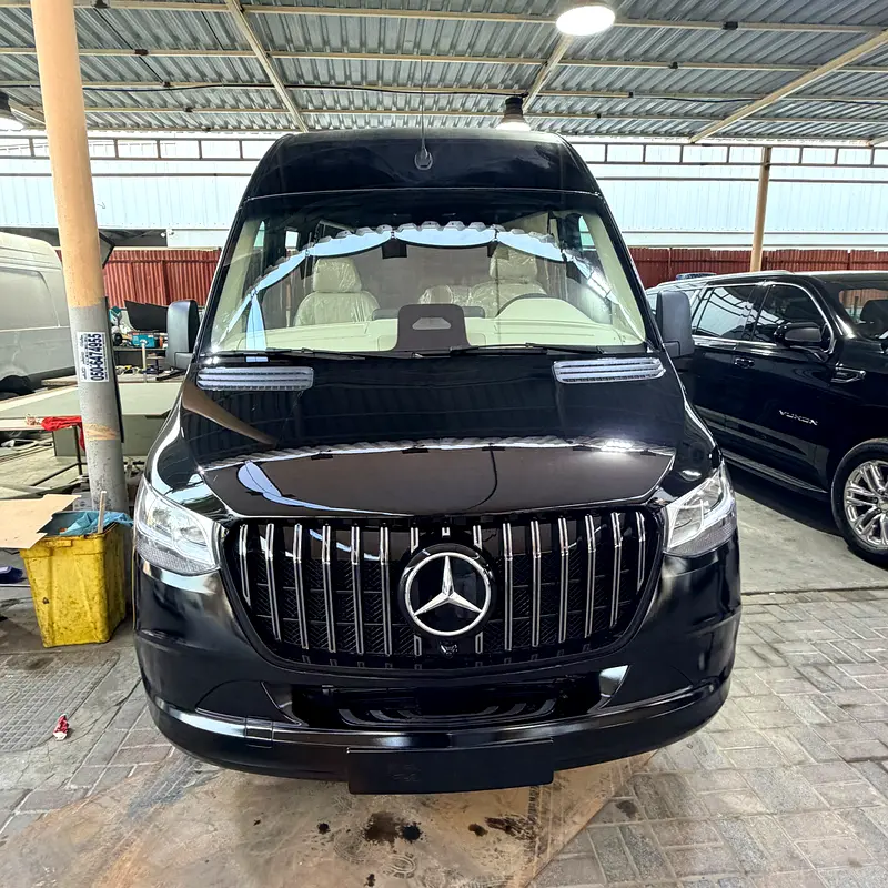 Mercedes-Benz Sprinter 2026 — photo 1 of 10