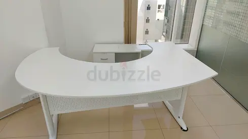 Manager cabin desk, White color – Dubai