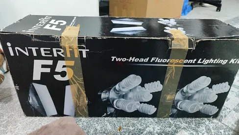 Interfit F5 Two-Head Fluorescent Lighting Kit (boxed)