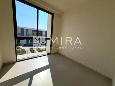 3BR Single Row | Close to Pool & Gym | Multiple Cheques