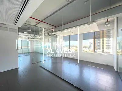 Luxury | Chiller Free | Near Metro
