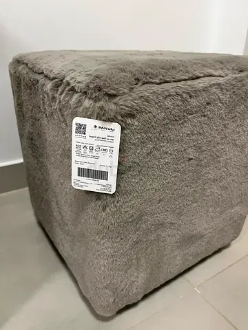 Pan Emirates New stool chair vanity