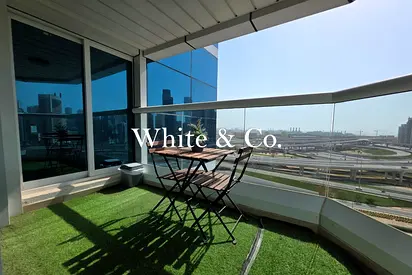 Balcony | Natural Light | Close to Metro