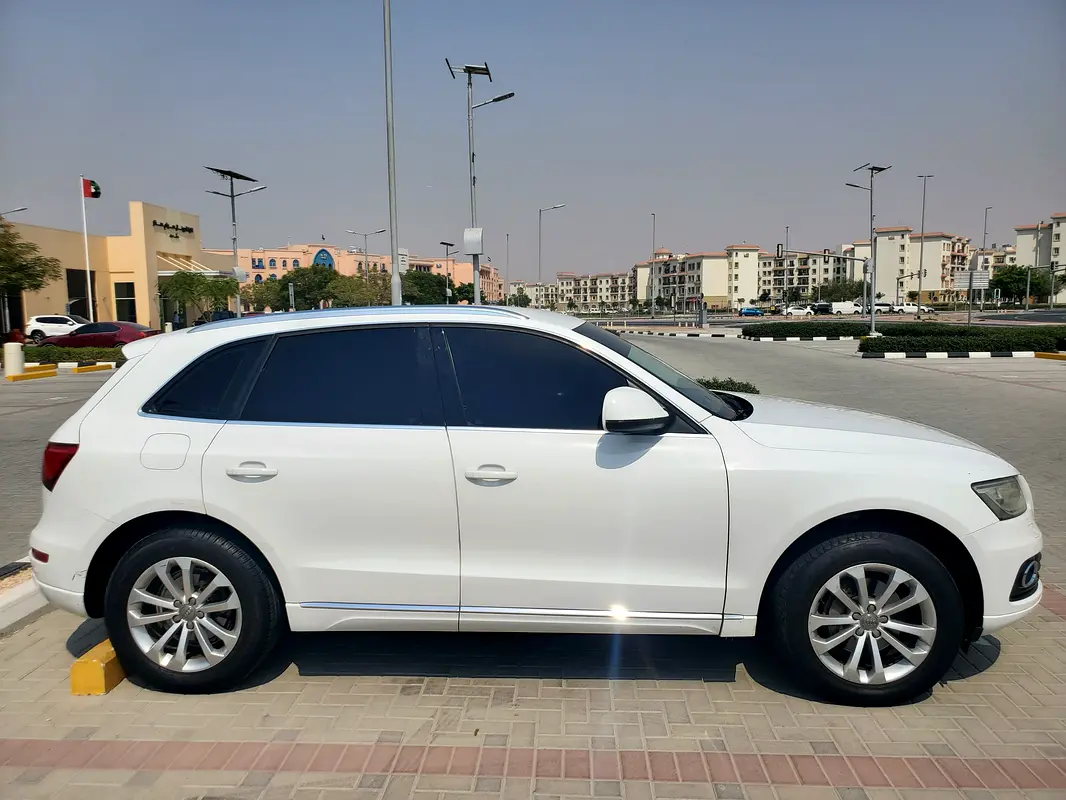 Audi Q5 2014 — photo 1 of 14
