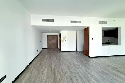 SPACIOUS 3BR+M | RENOVATED | HIGH FLOOR