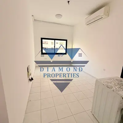 1bhk very good option only in 30k (FAMILY BUILDING)