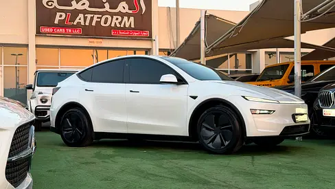 Tesla Model Y Long Range 2025 | GCC Specs | Original paint | under warranty