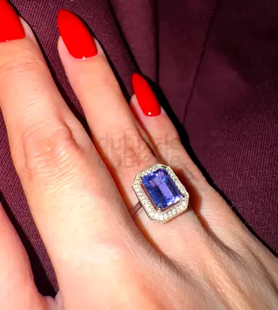18 KT GOLD RING - TANZANITE