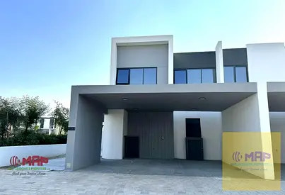 Single row | Vastu unit | close to pool and park