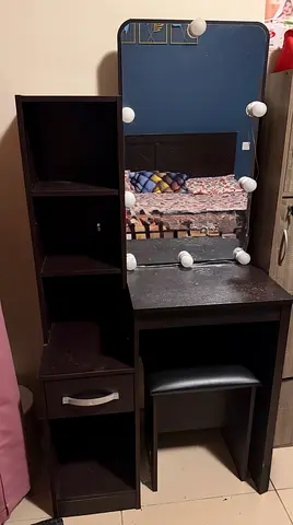 Dresser with chair  mirror