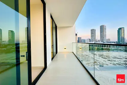 Big Layout | Pool view | Ready to move
