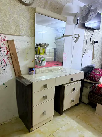 White Gloss Dressing Table with Mirror and Drawers