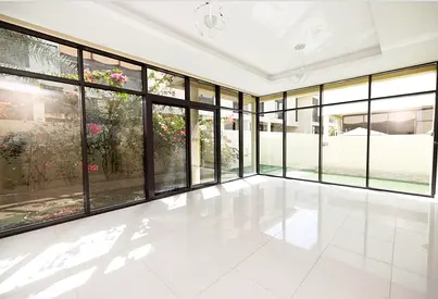 CLOSED KITCHEN+MAID'S | PRIME LOCATION | SPACIOUS