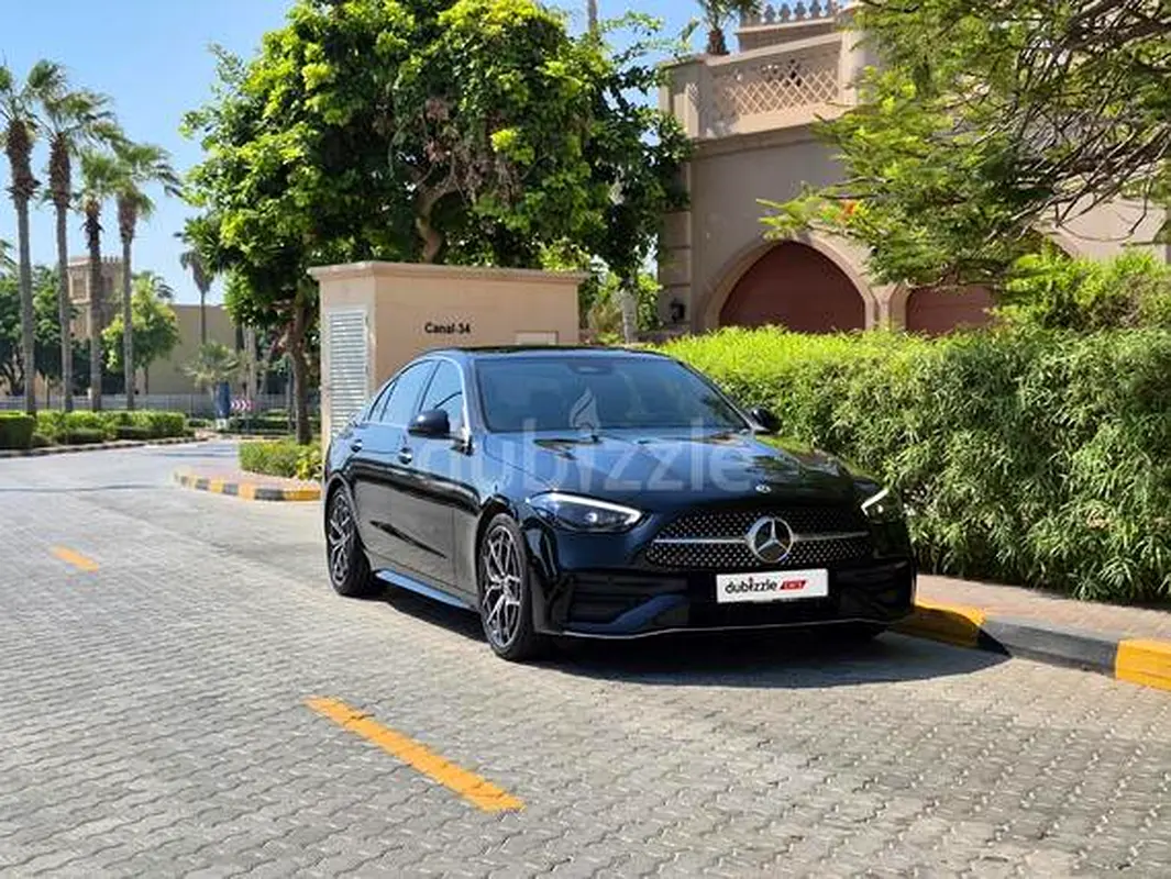 Mercedes-Benz C-Class 2022 — photo 1 of 14
