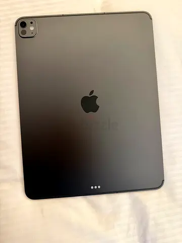 IPAD PRO M5 13 INCH 3 MONTHS OLD