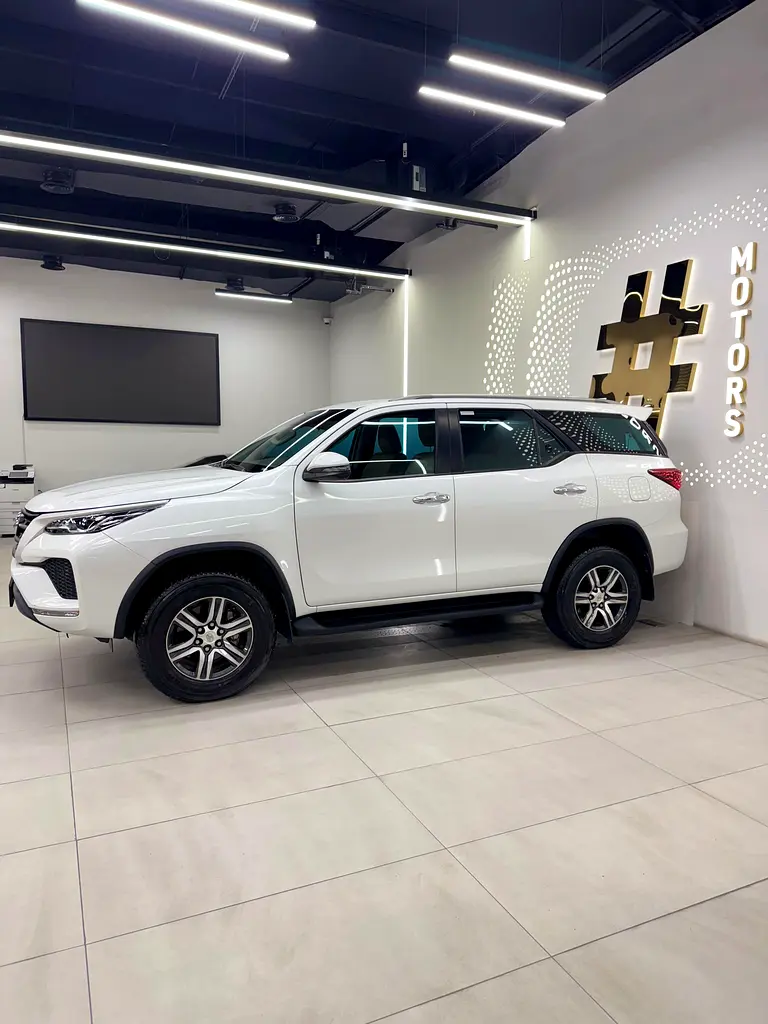 Toyota Fortuner 2024