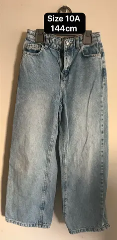 Girls Jeans size 10A 144cm