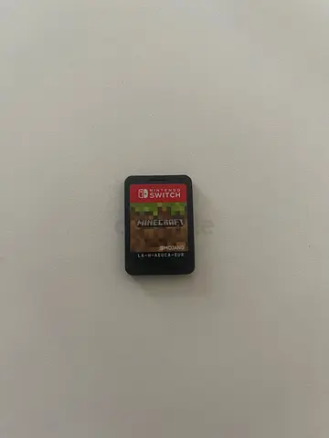 Minecraft Nintendo Edition Cartriage (Pickup!)