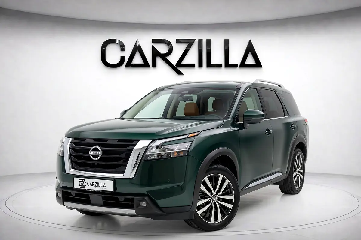 Nissan Pathfinder 2024 — photo 1 of 11