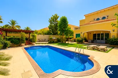 Great Location | Private Pool | Big Plot