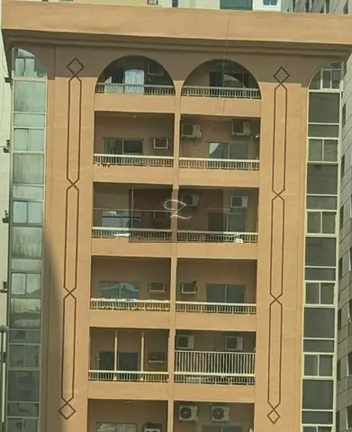 🏡 للبيع شقة استثمارية مميزة – المجاز 3 | الشارقة