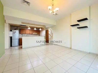 Covered Balcony - Huge Layout - Chiller Free!