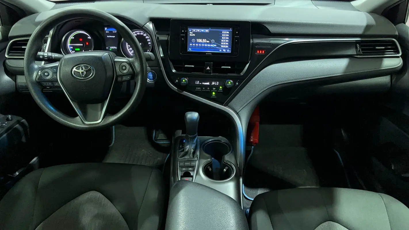 Toyota Camry 2024