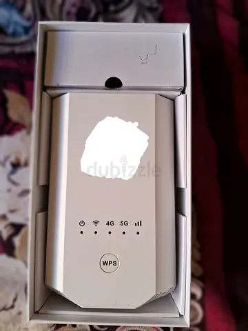ZLT X28 5G Home Router - Perfect Condition with D-Link Charger Box