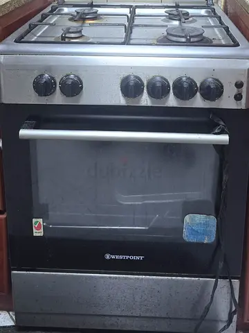 Westpoint freestanding gas cooker with oven - used, working