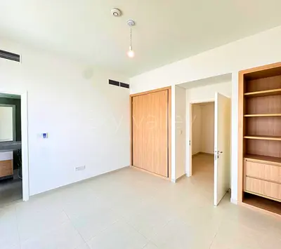 Vastu-Compliant 3BR | Contemporary Townhouse | Prime Community
