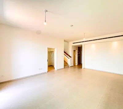 Vastu-Compliant 3BR | Contemporary Townhouse | Prime Community