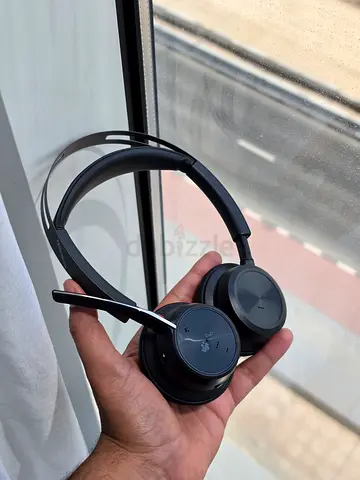 Poly Voyager Focus 2 UC - Brand New Never Used Headset