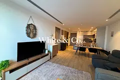 FURNISHED | CORNER UNIT | HUGE TERRACE