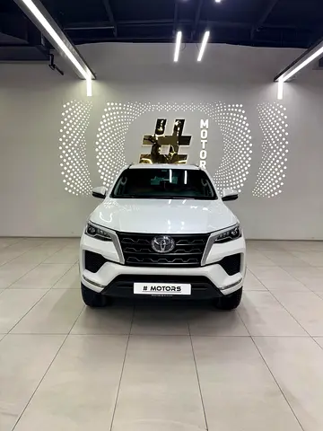 2024 Toyota FORTUNER 缩略图 2