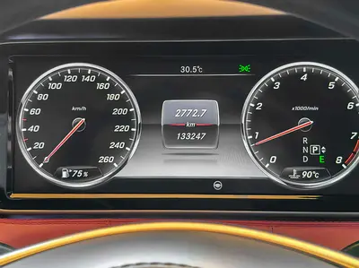 2017 Mercedes-BENZ S-CLASS thumbnail 17