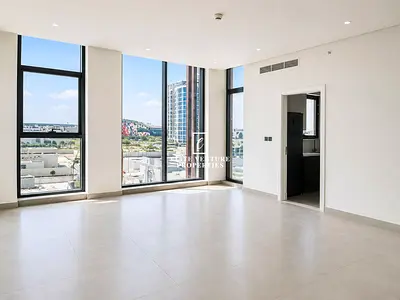 SPACIOUS LAYOUT | LOW FLOOR | STUNNING VIEWS