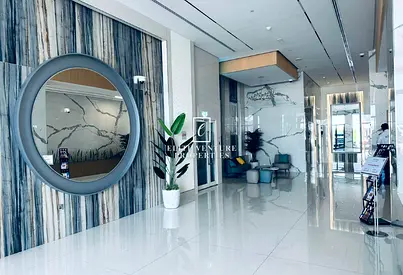 VACANT | SPACIOUS | PRIME LOCATION