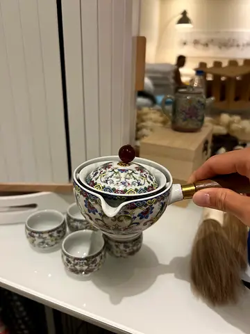 Porcelain Tea Set with Infuser 4 Cups — Floral Pattern, Good Condition