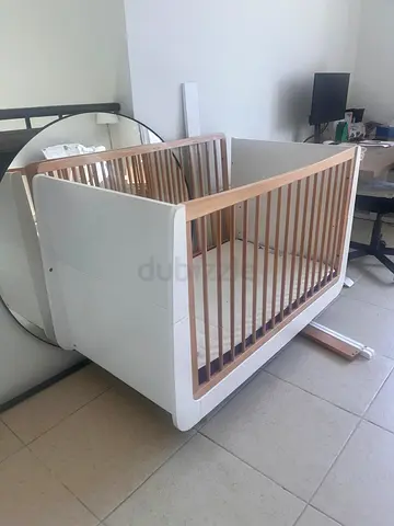 Snuz SnuzKot Skandi Cot Bed for Infant/Baby/kids/Toddler | Easily convert to Toddler Bed |
Cot Bough
