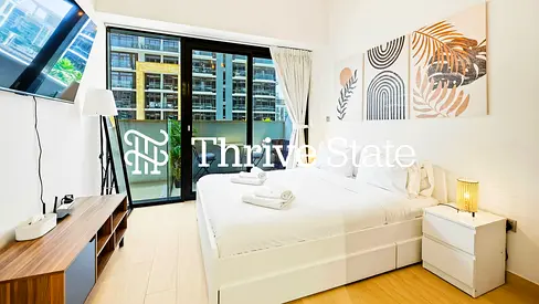 Ready to Move | Furnished | 4 Cheques
