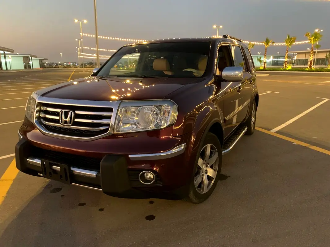 Honda Pilot 2013 — photo 1 of 8