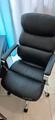 Office Chair – Comfortable Fully Functional