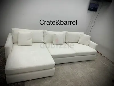 Looks great condition cratebarrel sofa