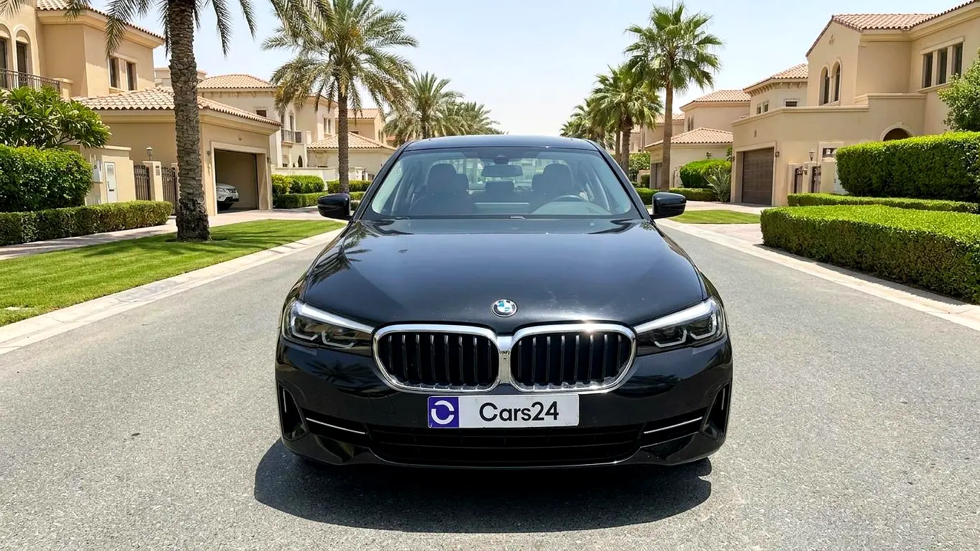 BMW 5-Series 2023