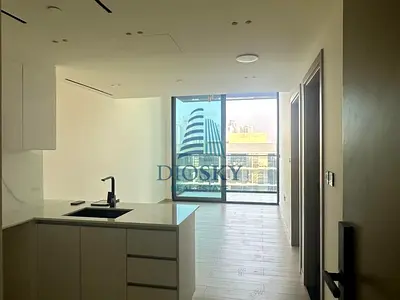 Modern Apartment | Pool View | Vacant