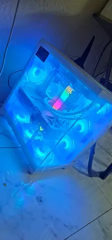 Gaming PC / Ryzen 5 7600X / Asus RTX 5070 Ti O16G Tuf Gaming / 64gb Ram / 2 Tb