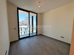 Prime Location I Ready To Move in I Spacious Unit