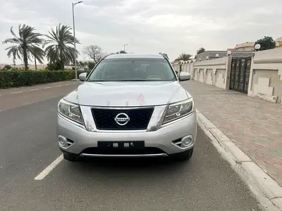Nissan Pathfinder SE 2014 GCC Specs - Well Maintained.Gcc.good conditions.