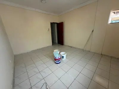🏡 Hot Deal Studio for Rent in Bu Tina seprat kitchen | Split AC | Central Gas | Family Building | Only AED 13,000